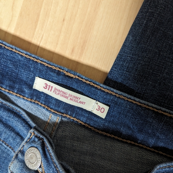Levi's 311 Shaping Skinny - Picture 3 of 5